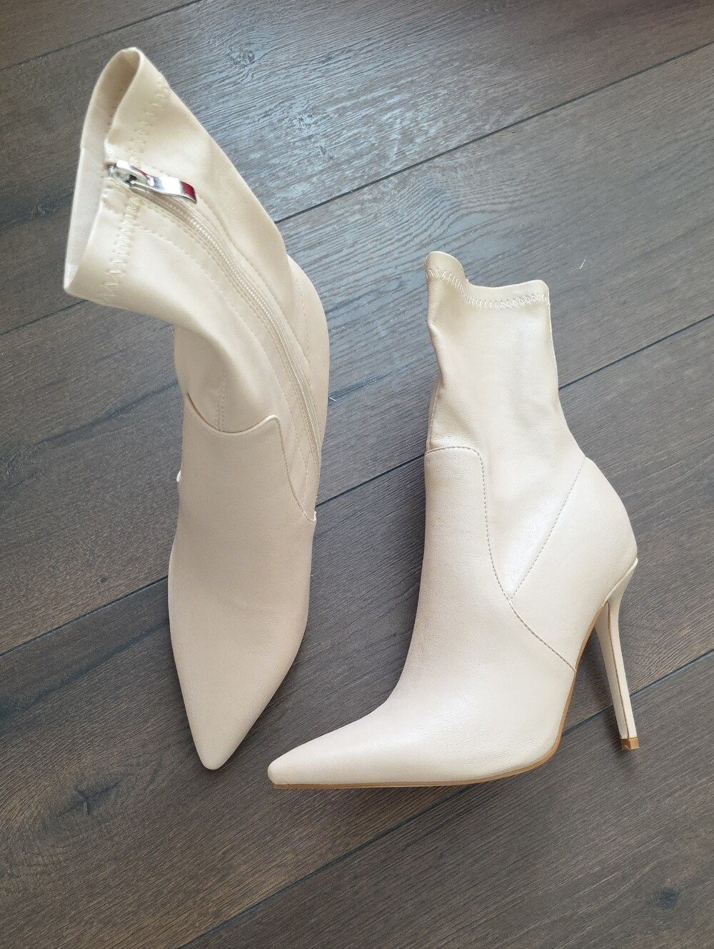 Azalea Wang Akria beige/cream pointed-toe stiletto ankle boots